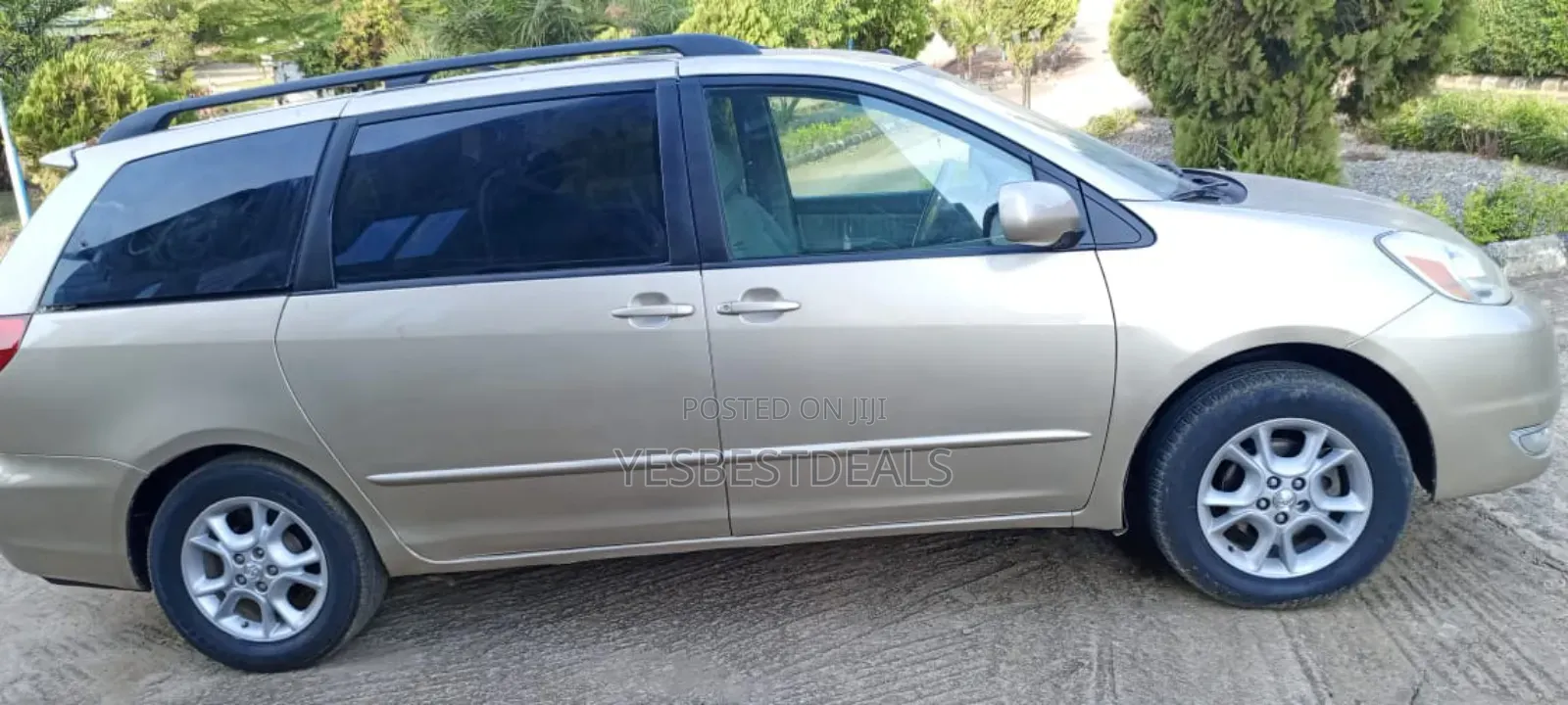 Toyota Sienna XLE AWD (3.3L V6 5A) 2004 Gray