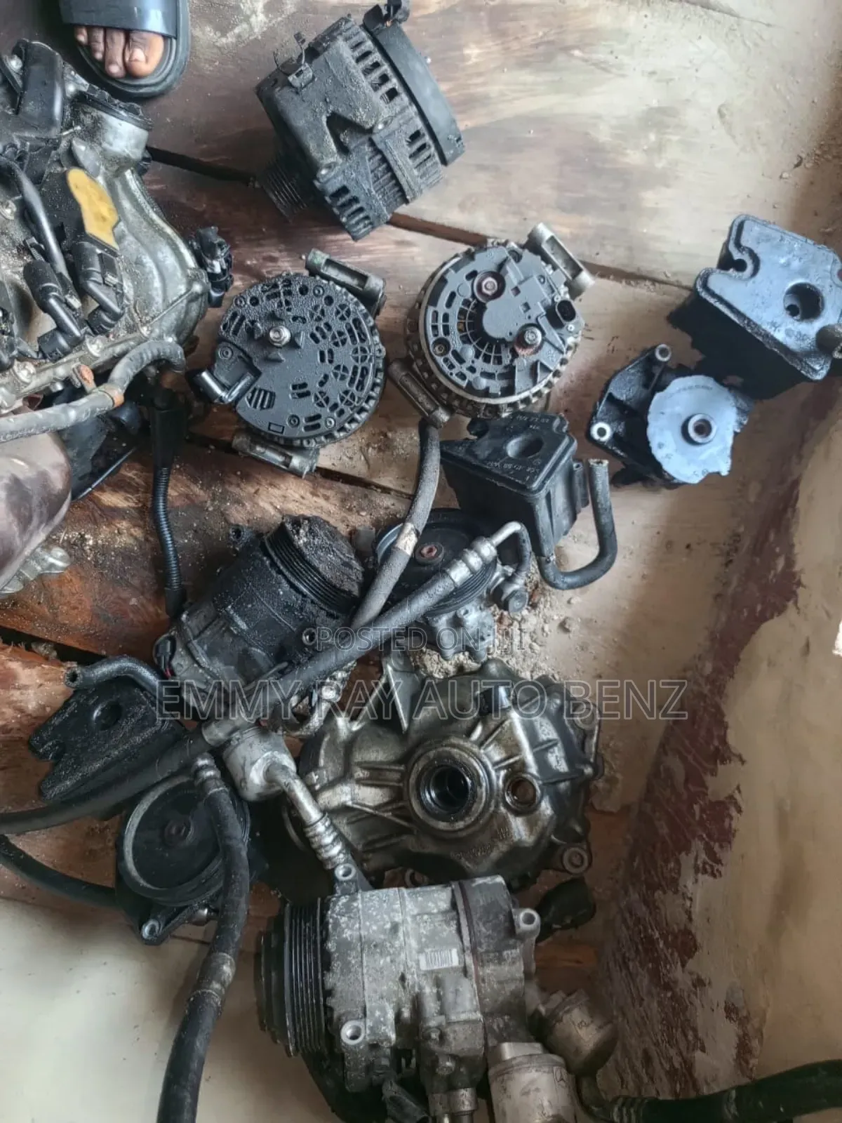 All Type of Engine Parts Mercedes Benz
