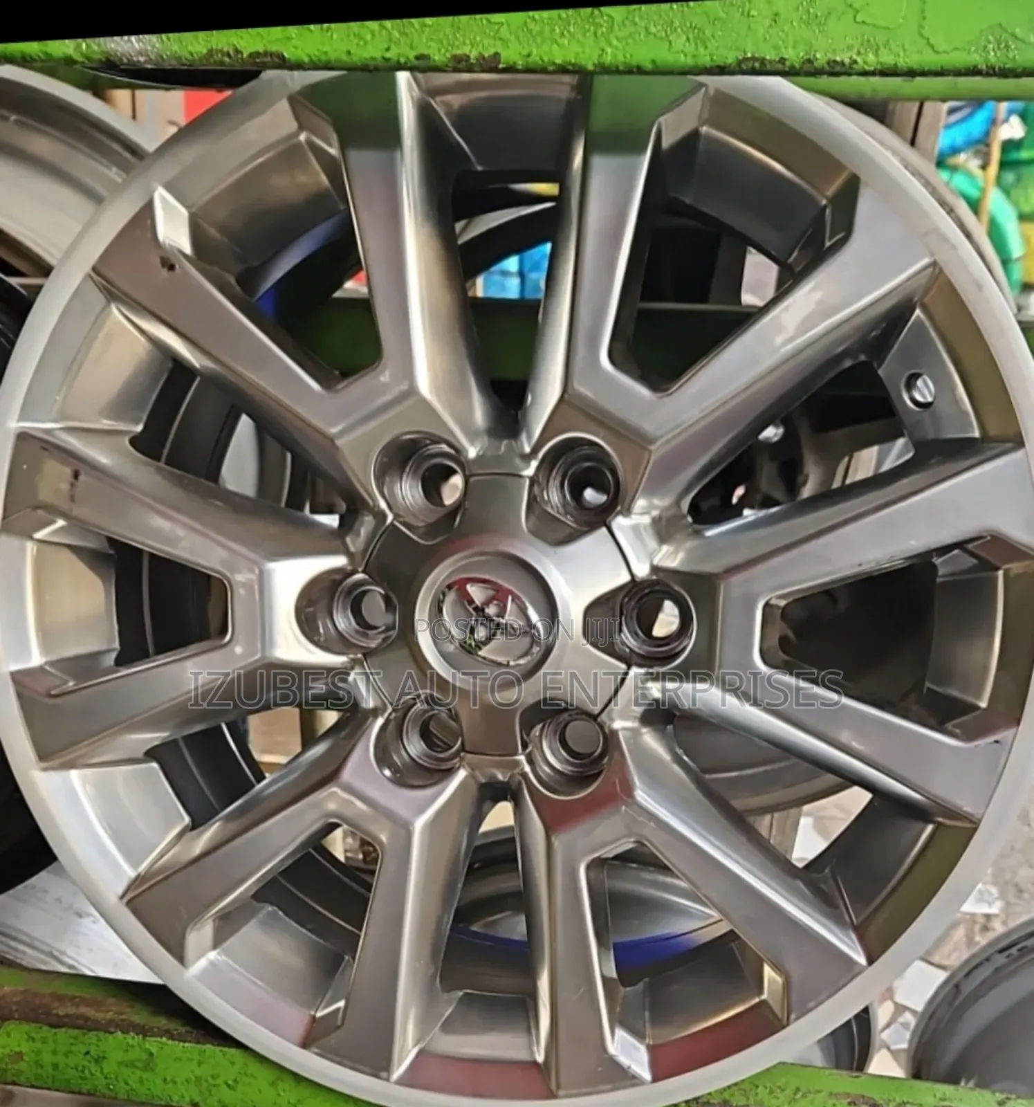 18inch Rim Prado Pencil Colour