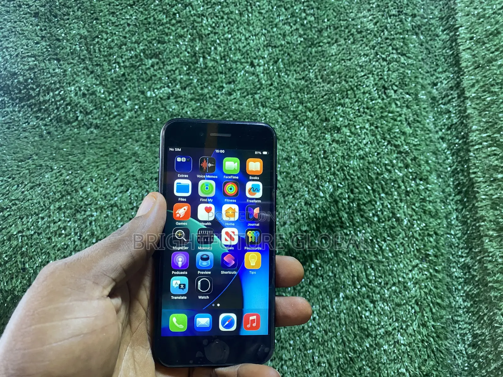 Apple iPhone SE (2020) 64 GB Black