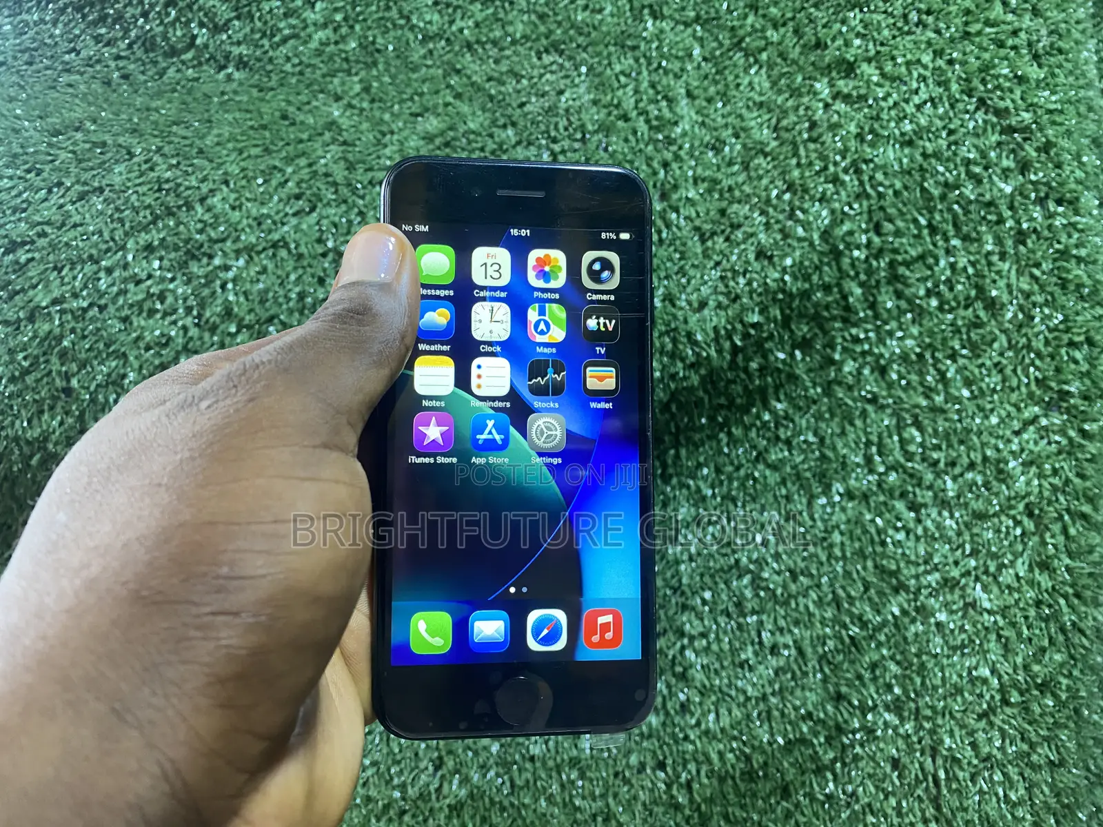 Apple iPhone SE (2020) 64 GB Black