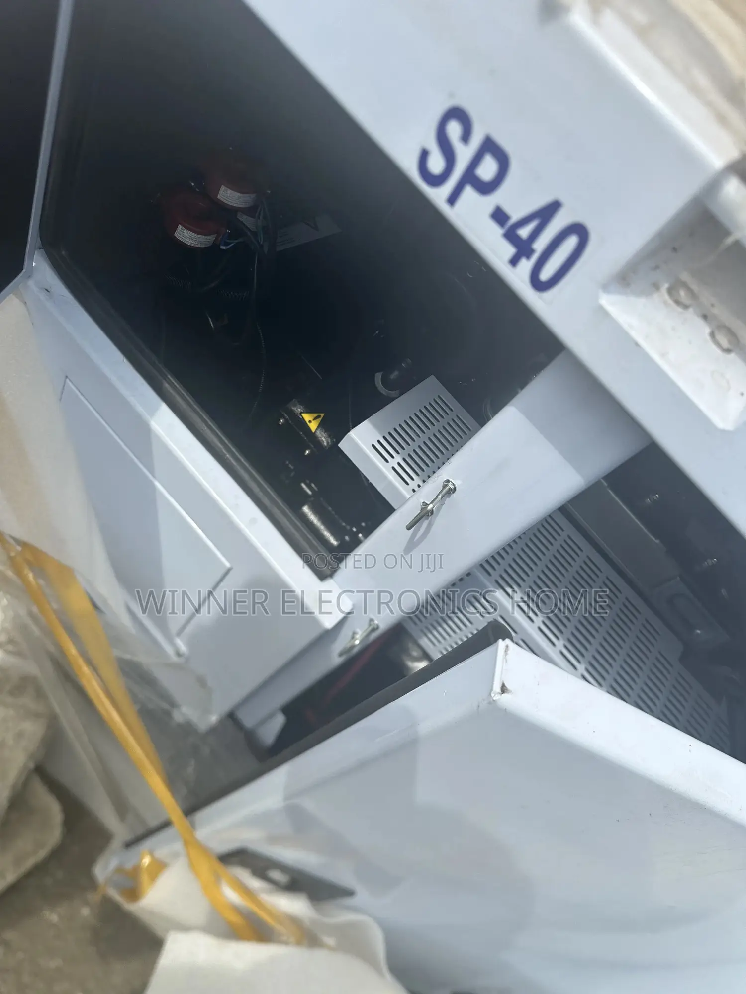 England Perkins 40kva Soundproof Diesel Generator With 2years Warrant