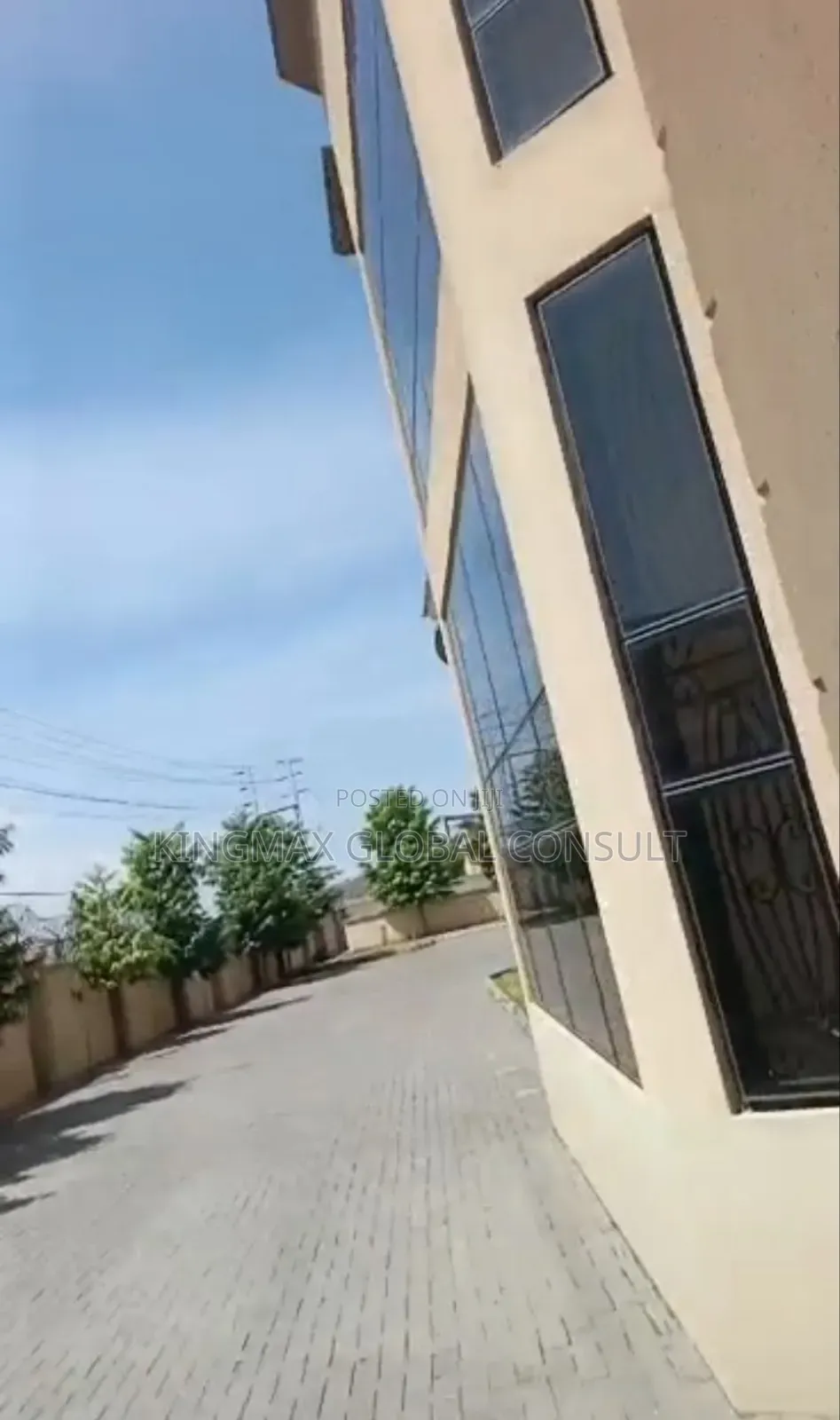 3bdrm Mansion in Maitama Abuja for sale