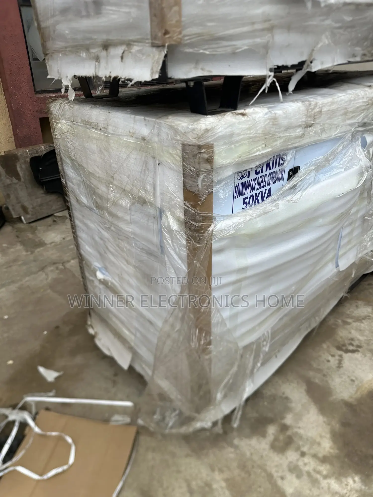 England Perkins 50kva Soundproof Generator