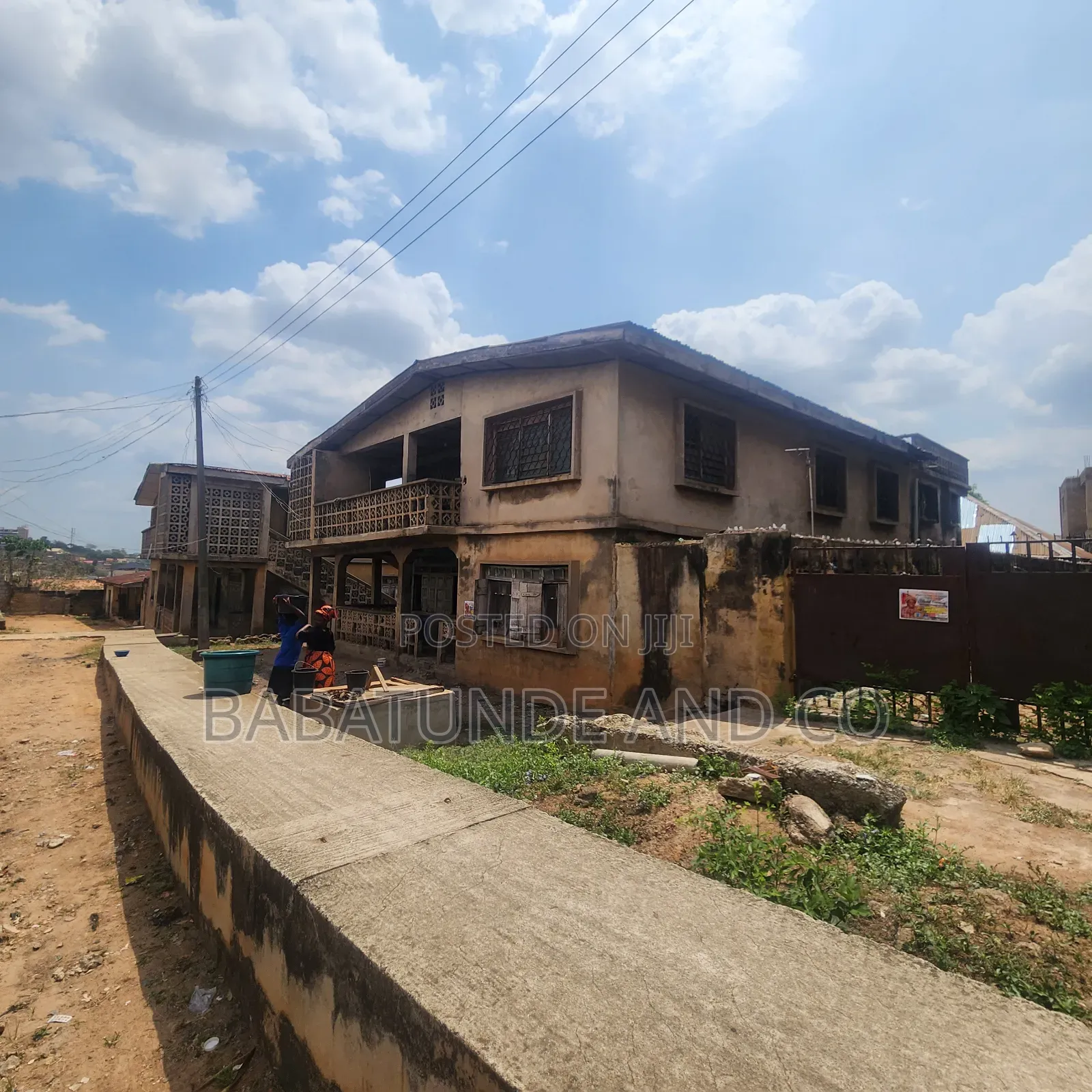 20bdrm Block of Flats in CHallenge / Ibadan for sale