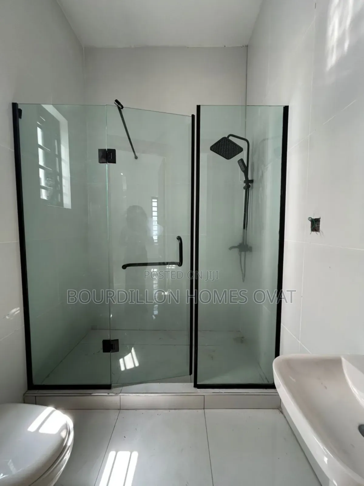 5bdrm Duplex in Lekki Palm City Ajah for sale