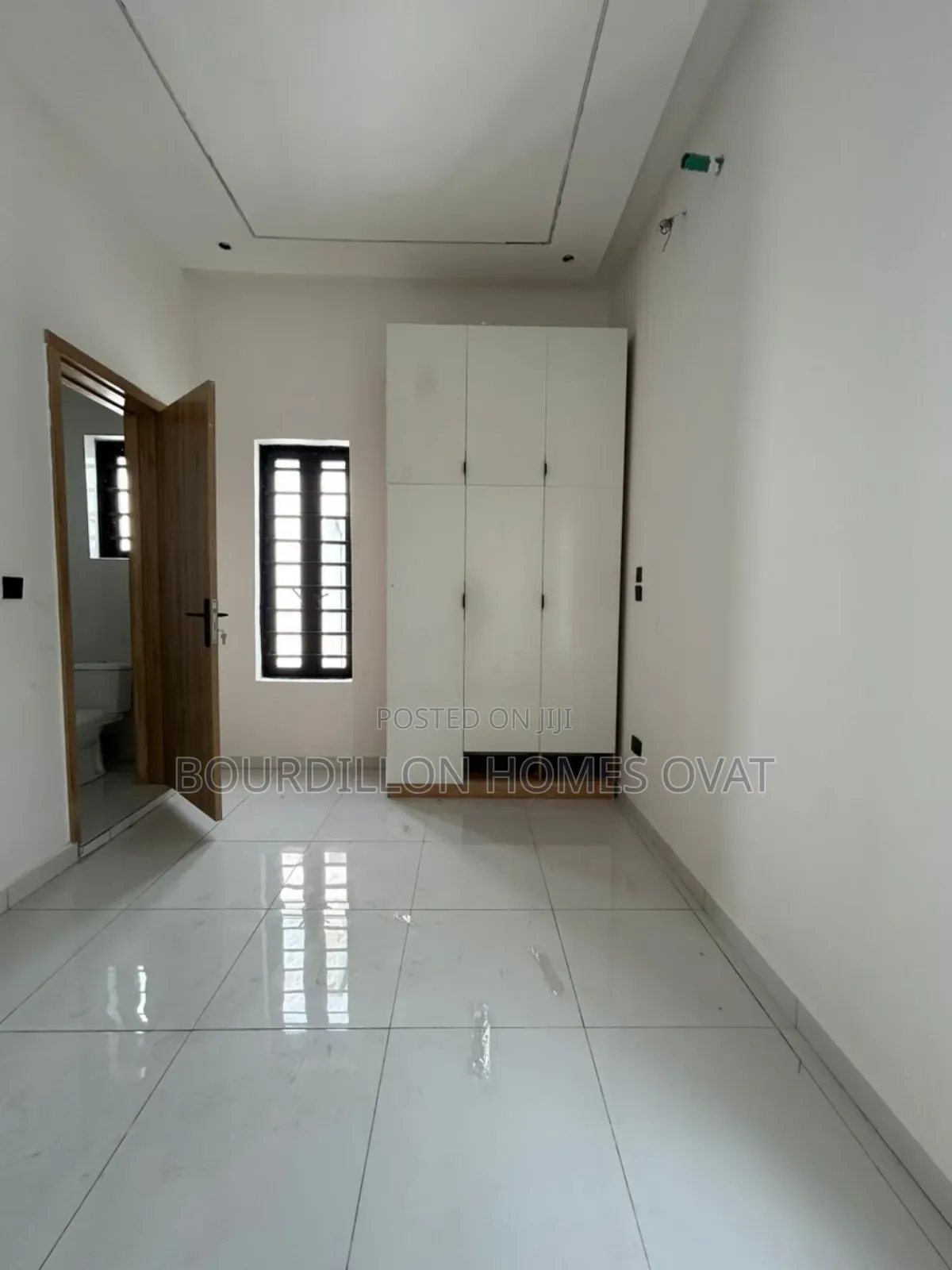 5bdrm Duplex in Lekki Palm City Ajah for sale