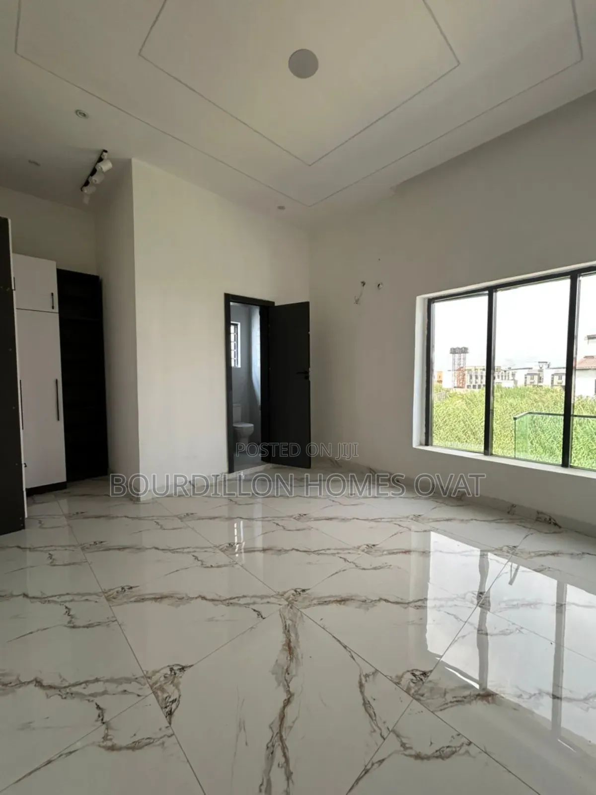 4bdrm Duplex in Lekki Palm City for sale
