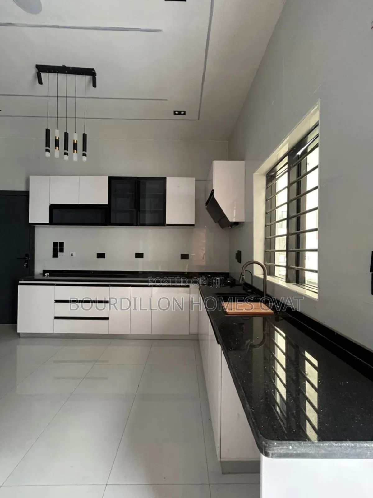 4bdrm Duplex in Lekki Palm City for sale