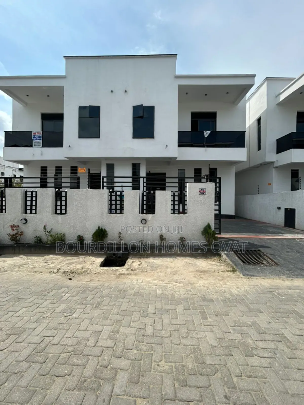 4bdrm Duplex in Lekki Palm City, for sale
