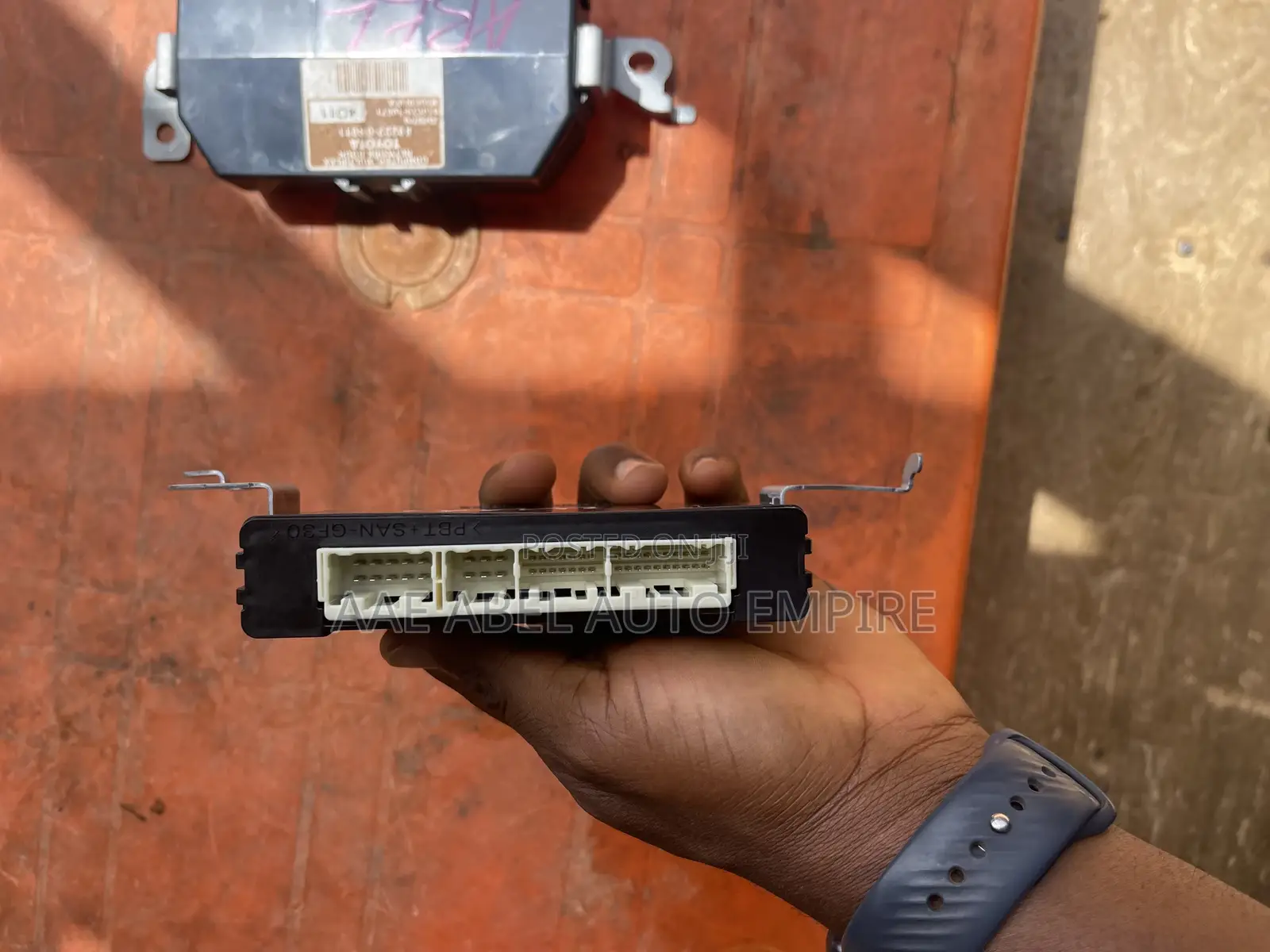 Computer, Multiplex, Power Door Network for Rx350 Grand Highlander 025