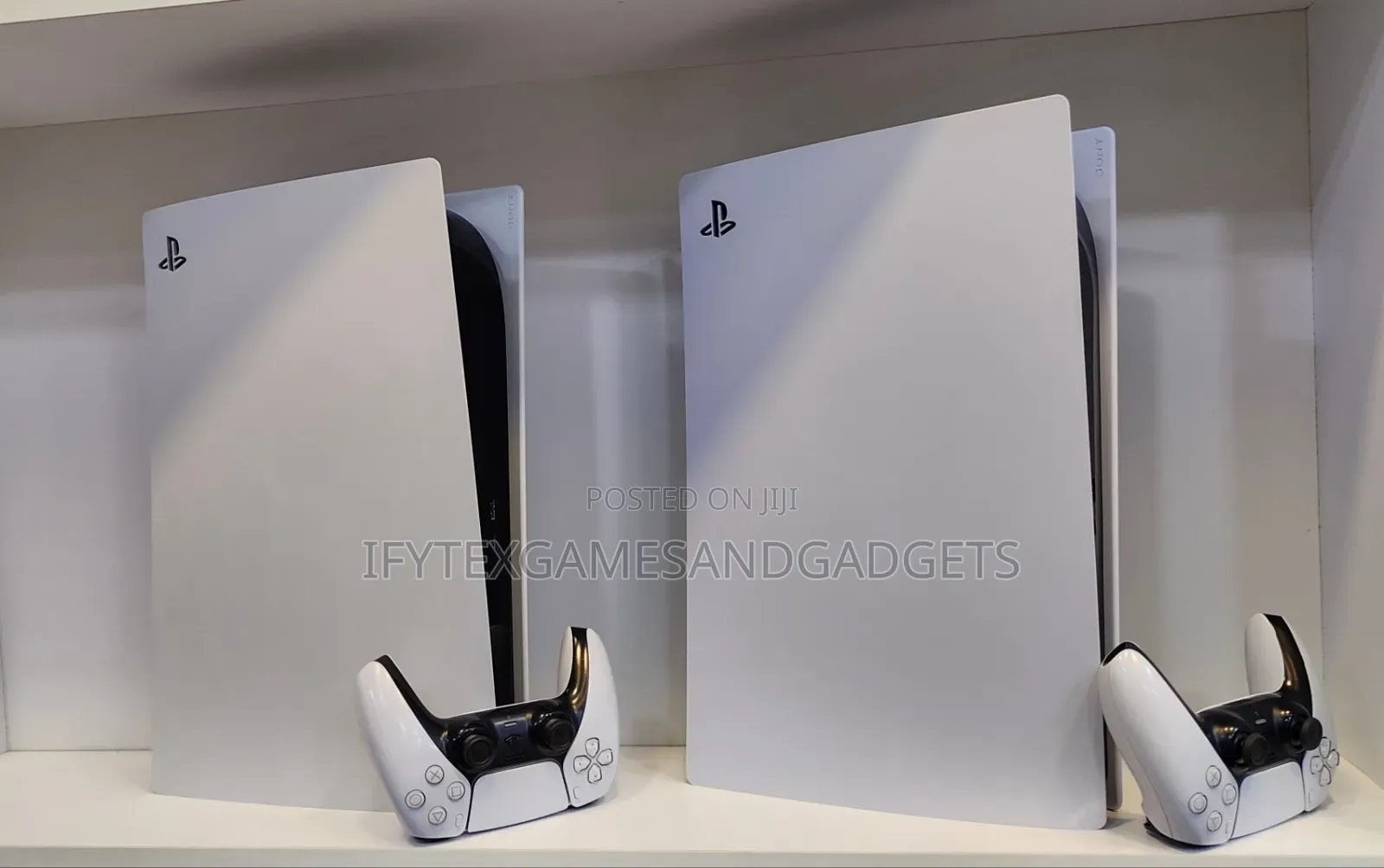 Clean Used Ps 5 Digital Version With 2 Pads and 12 Games Instaleld
