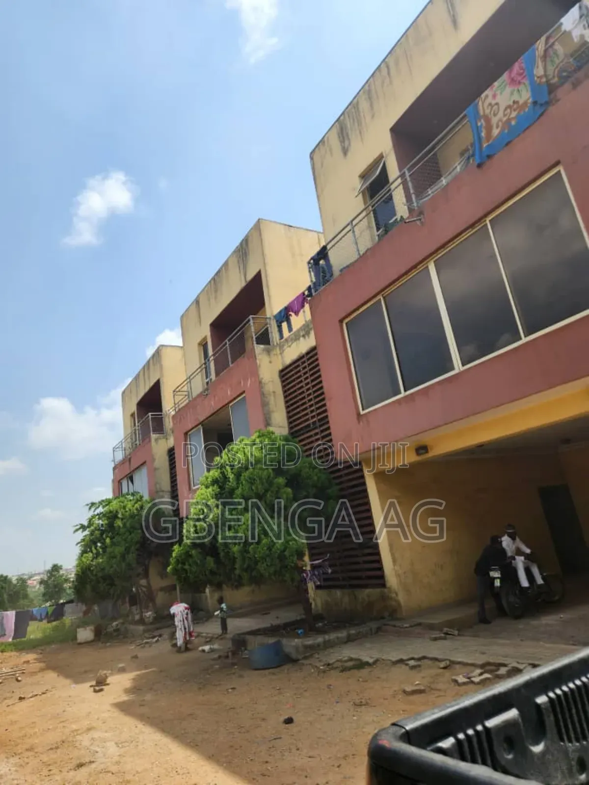 6bdrm Duplex in Ojodu, Berger for sale