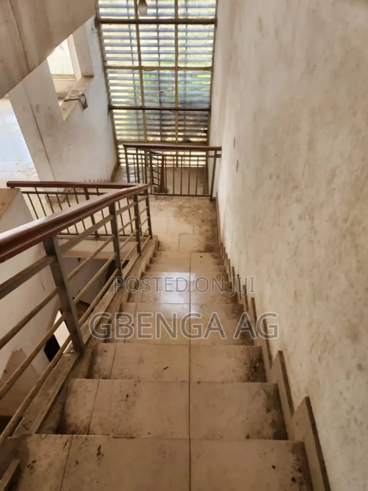 6bdrm Duplex in Ojodu, Berger for sale