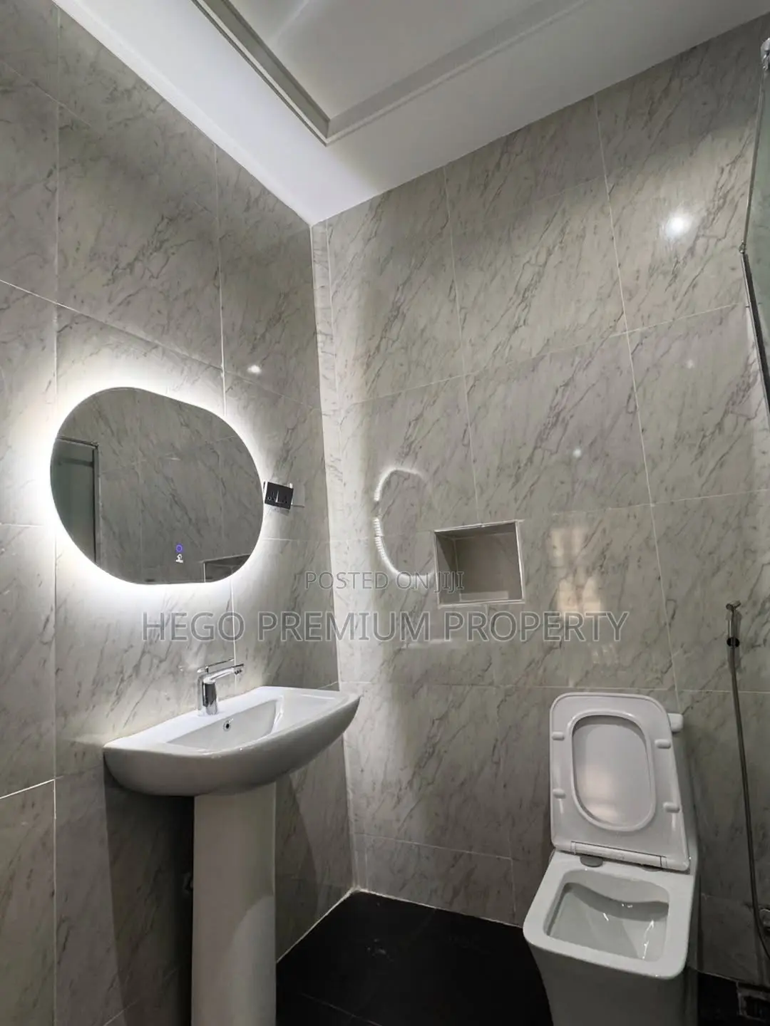 5bdrm Duplex in Cedarwood Garden, Rukpokwu for sale