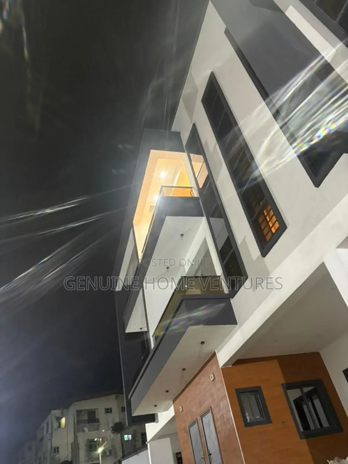 4bdrm Duplex in Allen Avenue for rent