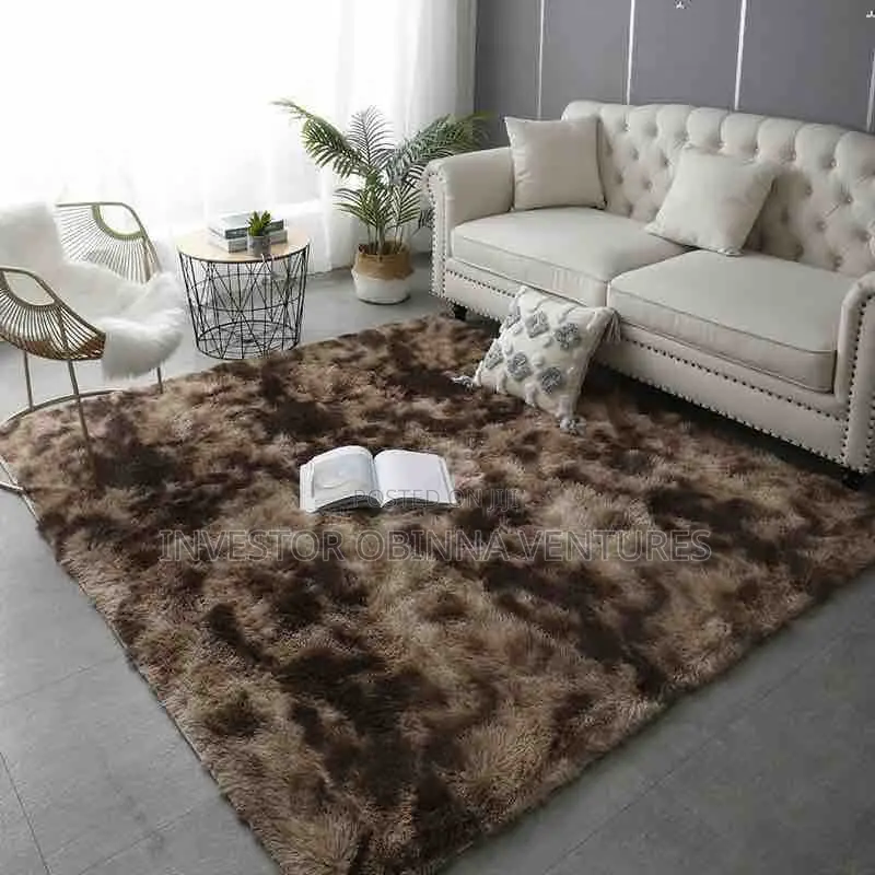 Fur Rug- 4by6ft