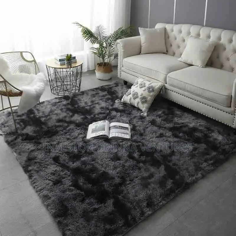 Fur Rug- 4by6ft