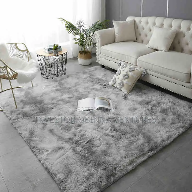 Fur Rug- 4by6ft