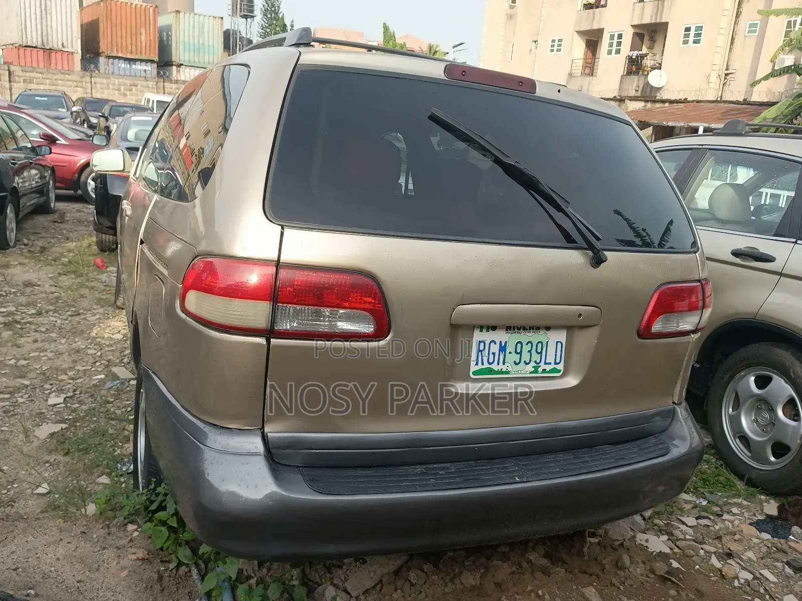 Toyota Sienna CE 2002 Brown