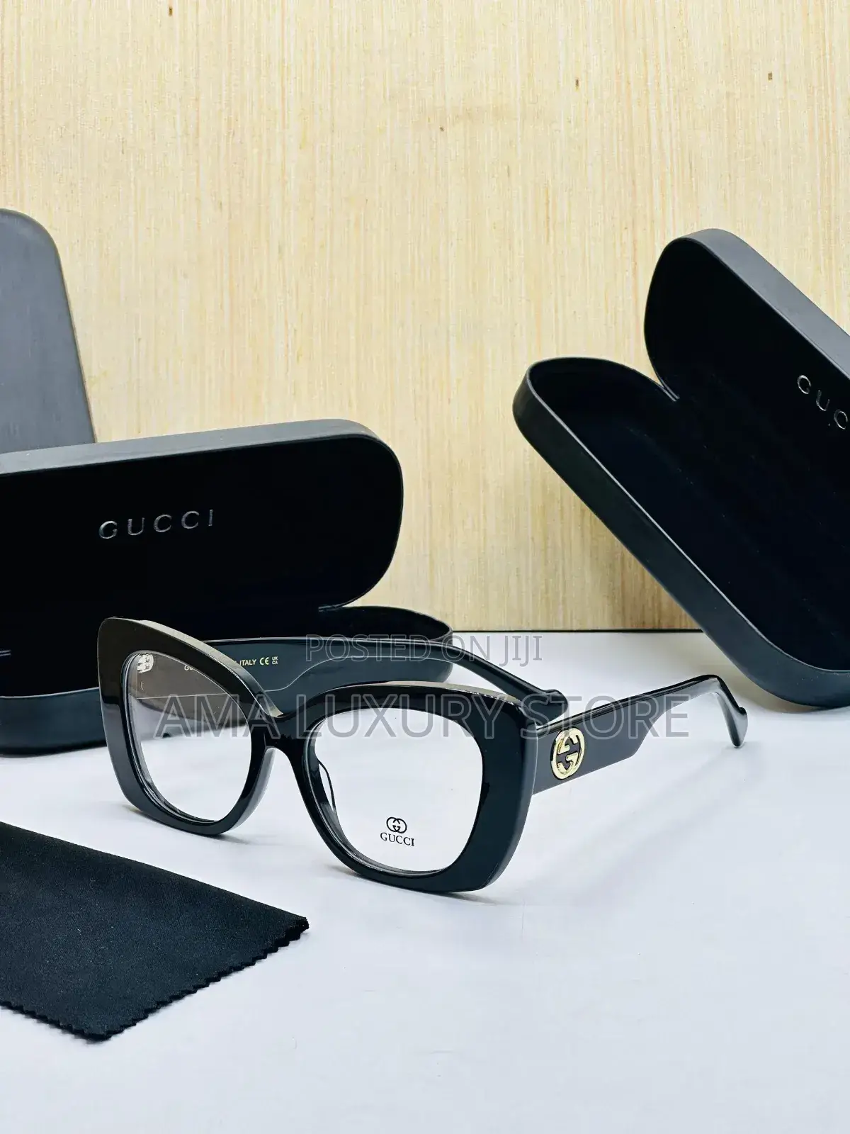 Prada Luxury Transparent Woo Glasses
