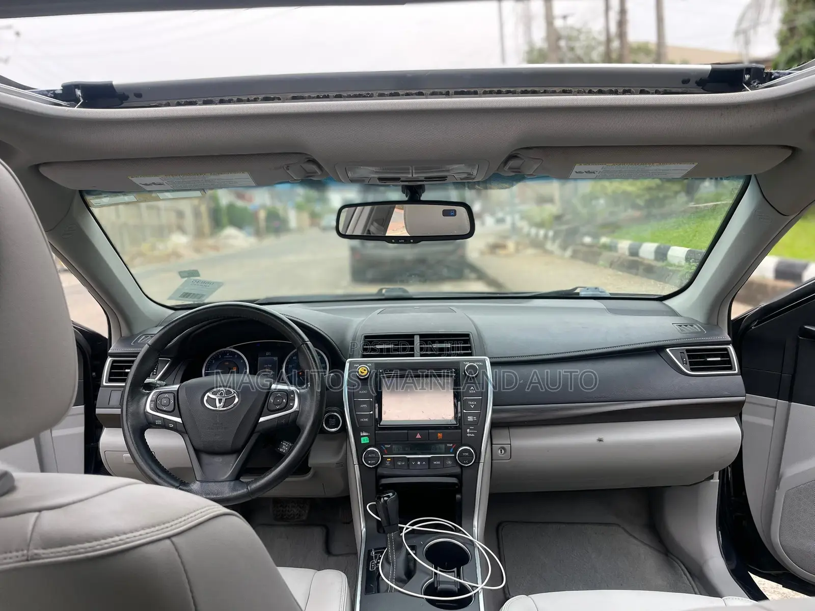 Toyota Camry XLE 4dr Sedan (3.5L 6cyl 6A) 2015 Black