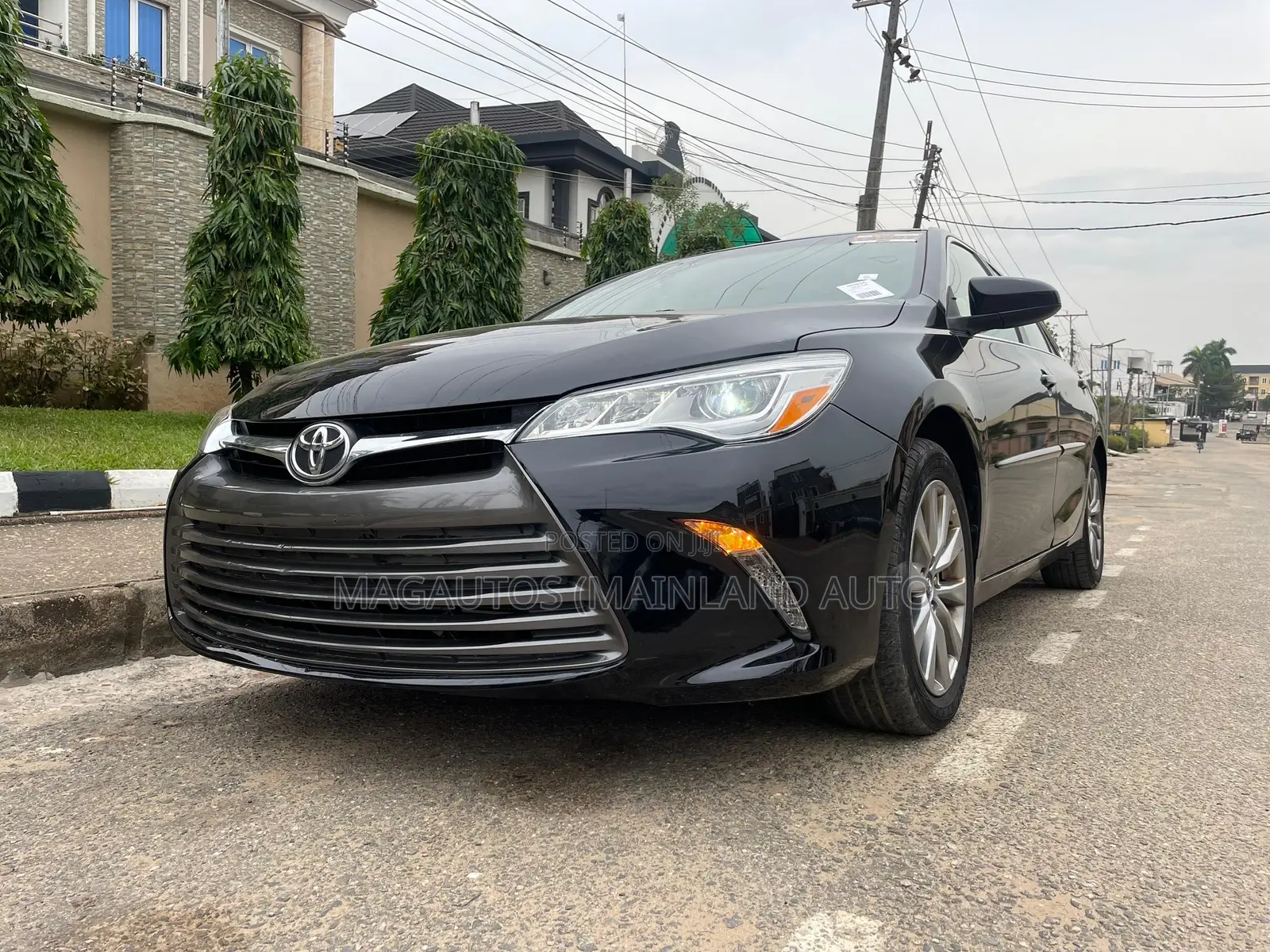 Toyota Camry XLE 4dr Sedan (3.5L 6cyl 6A) 2015 Black