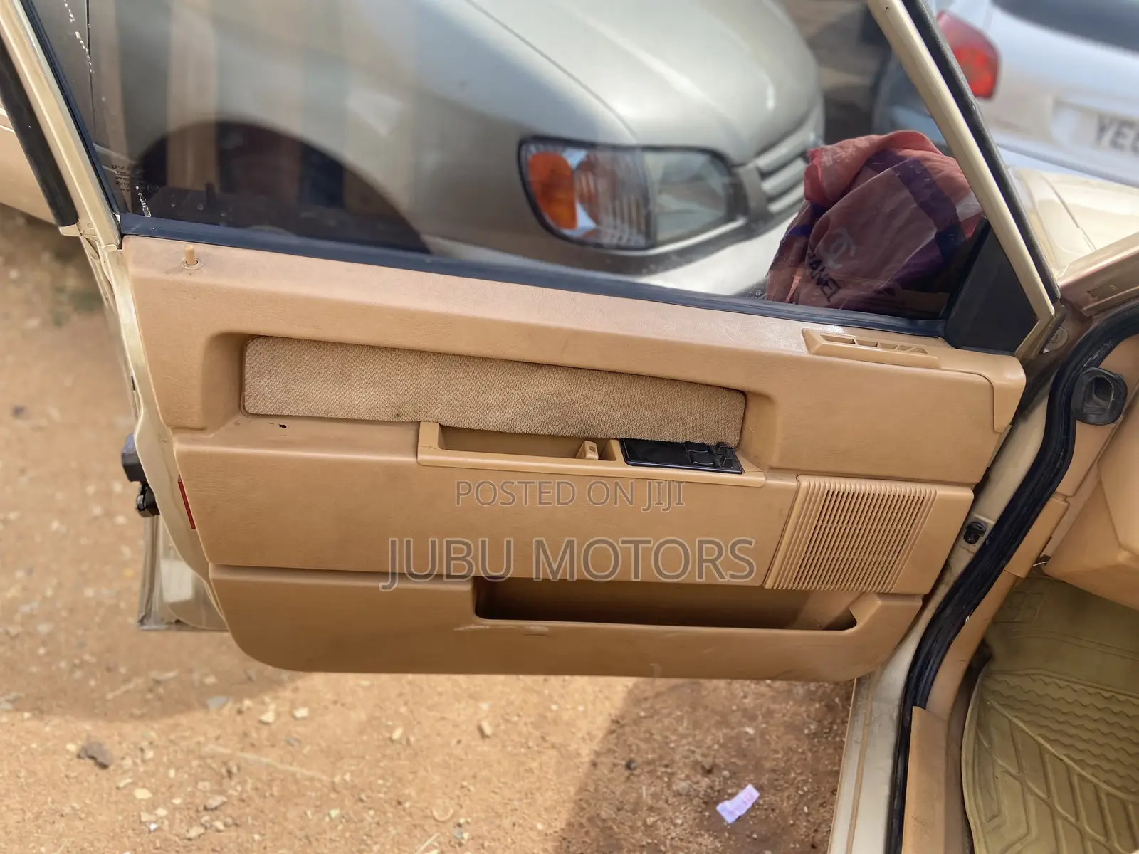 Volvo 960 Level II Sedan 1994 Gold