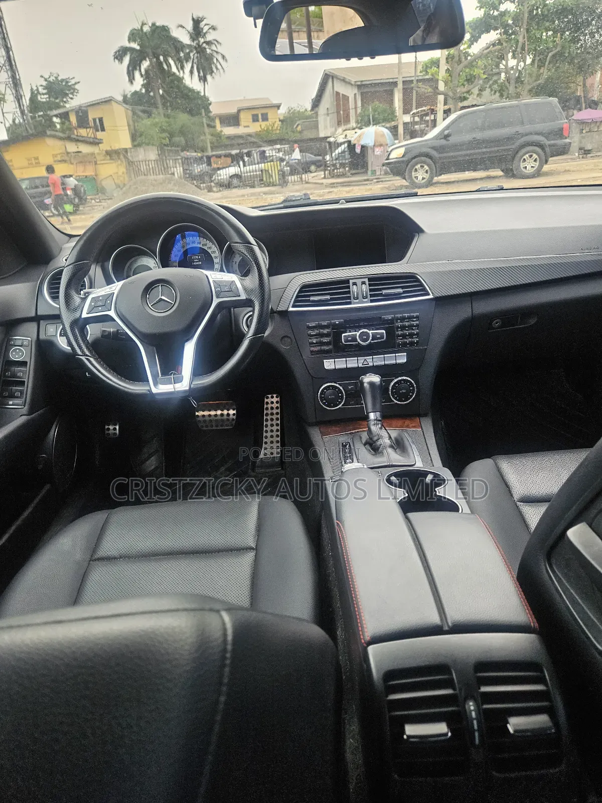 Mercedes-Benz C300 2013 Red