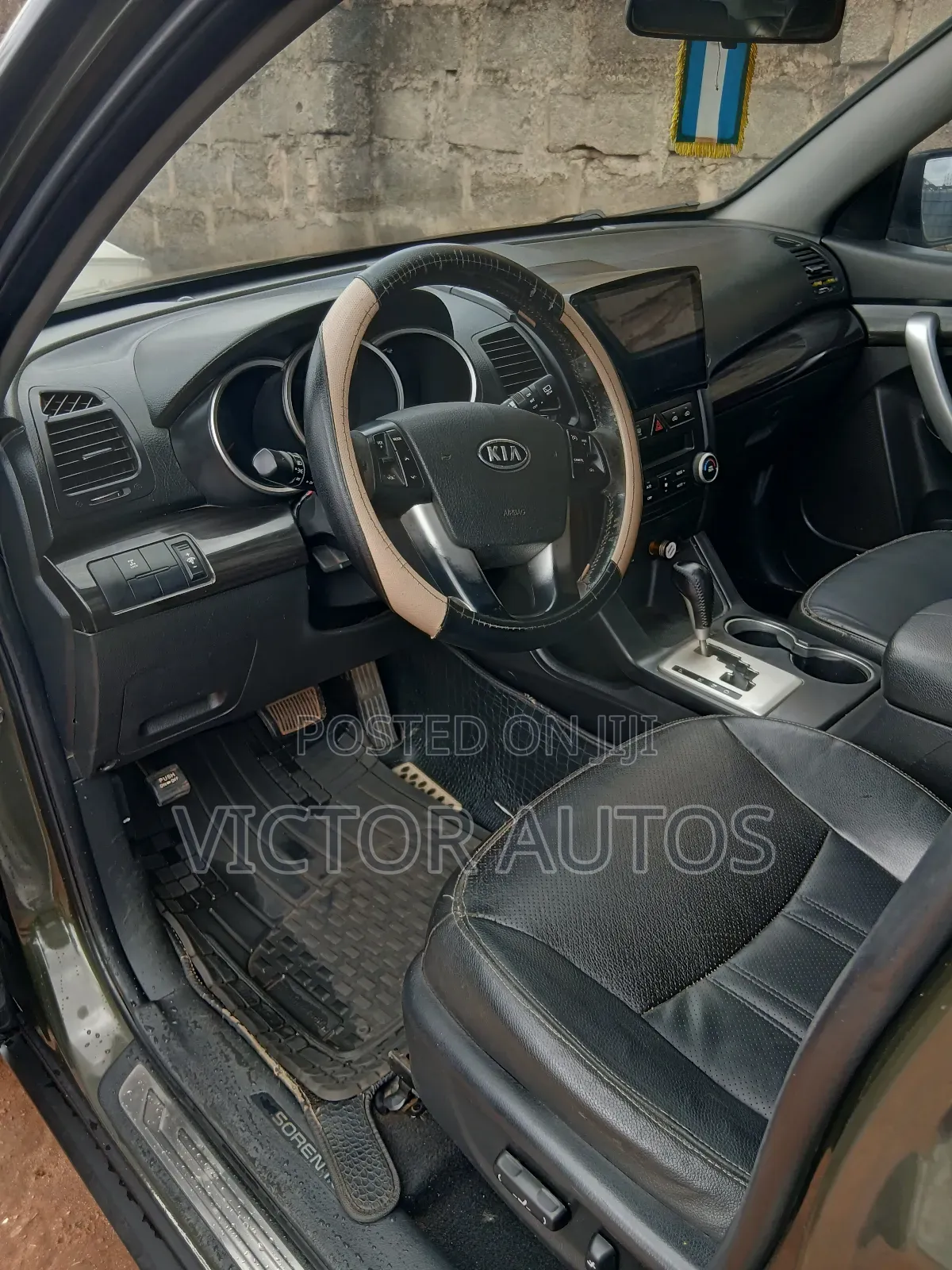 Kia Sorento 2011 Green