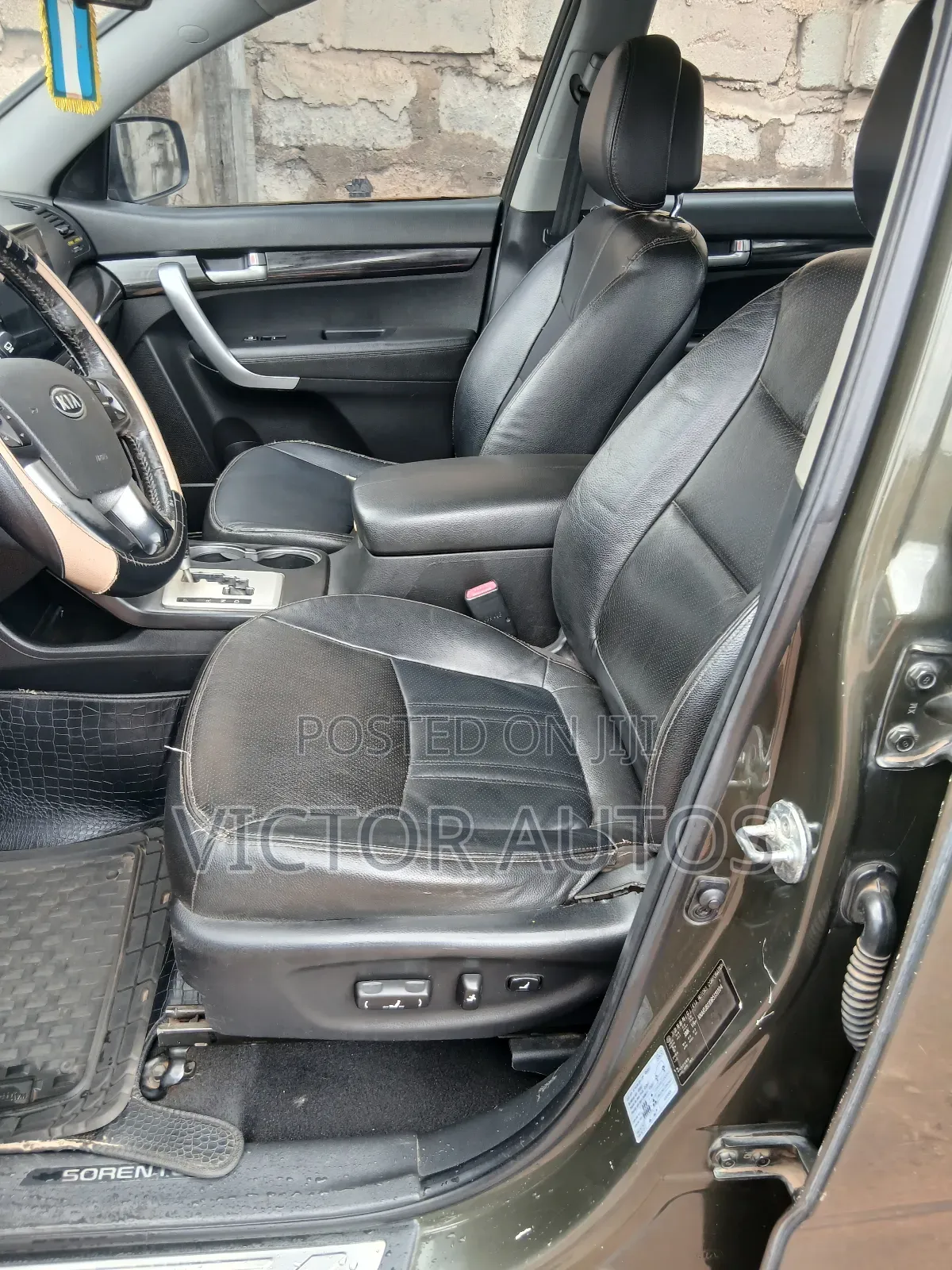 Kia Sorento 2011 Green