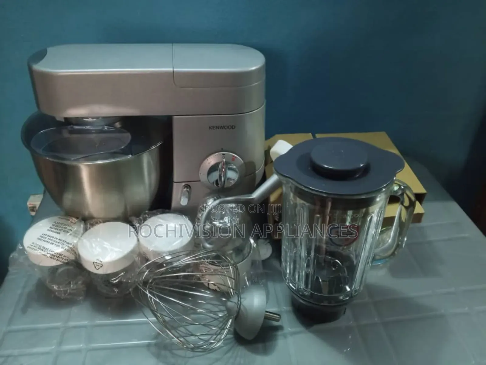 Brand New Kenwood Dough and Cake Mixer Kmm770 1200watts Industrial Mix