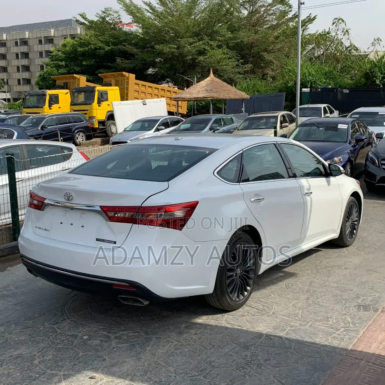Toyota Avalon 2018 White