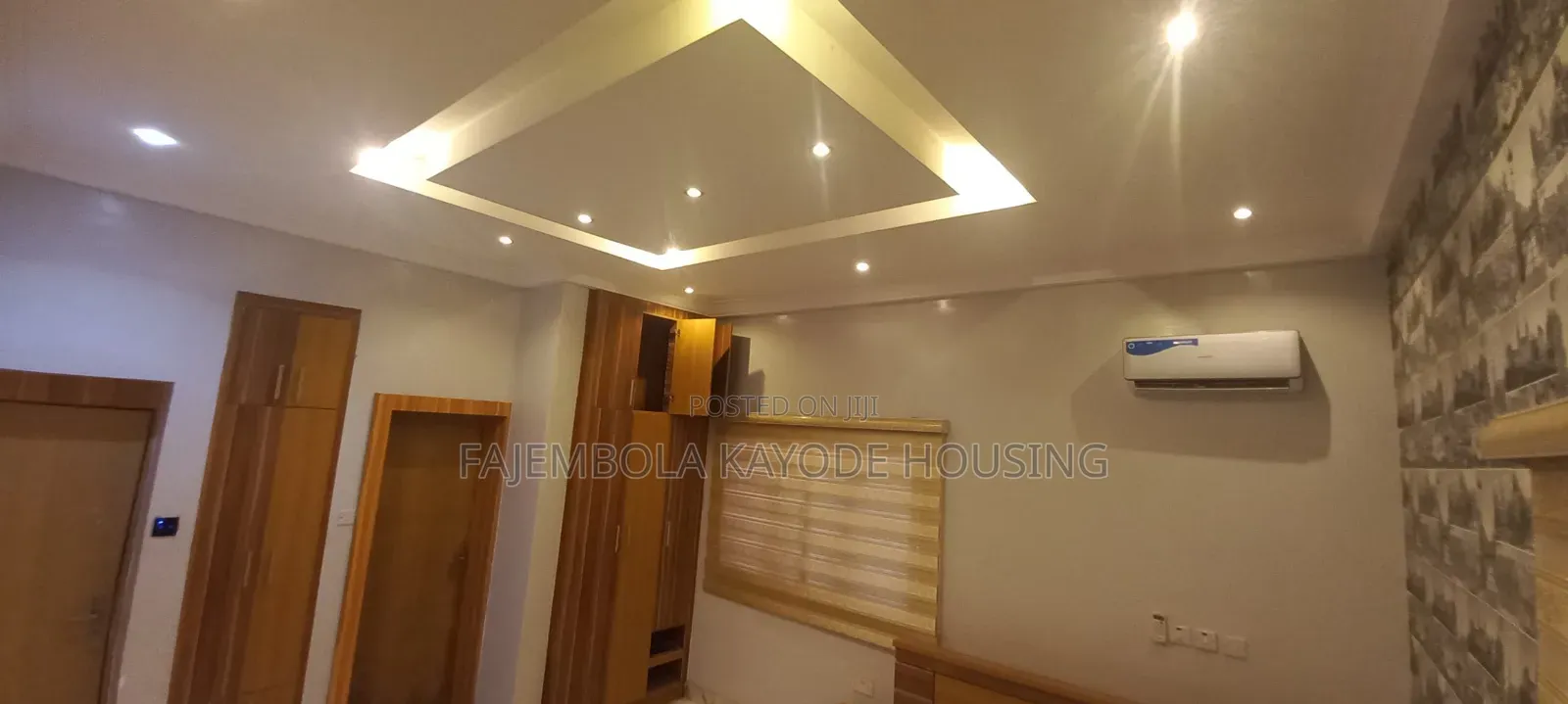 Furnished 5bdrm Duplex in Custom Gate, Oluyole for sale