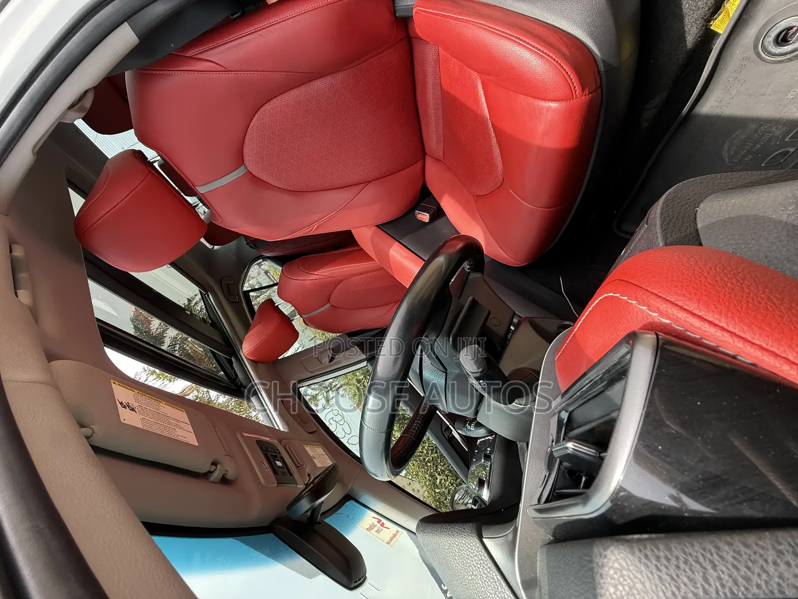 Toyota Camry XSE (2.5L 4cyl 8A) 2019 White