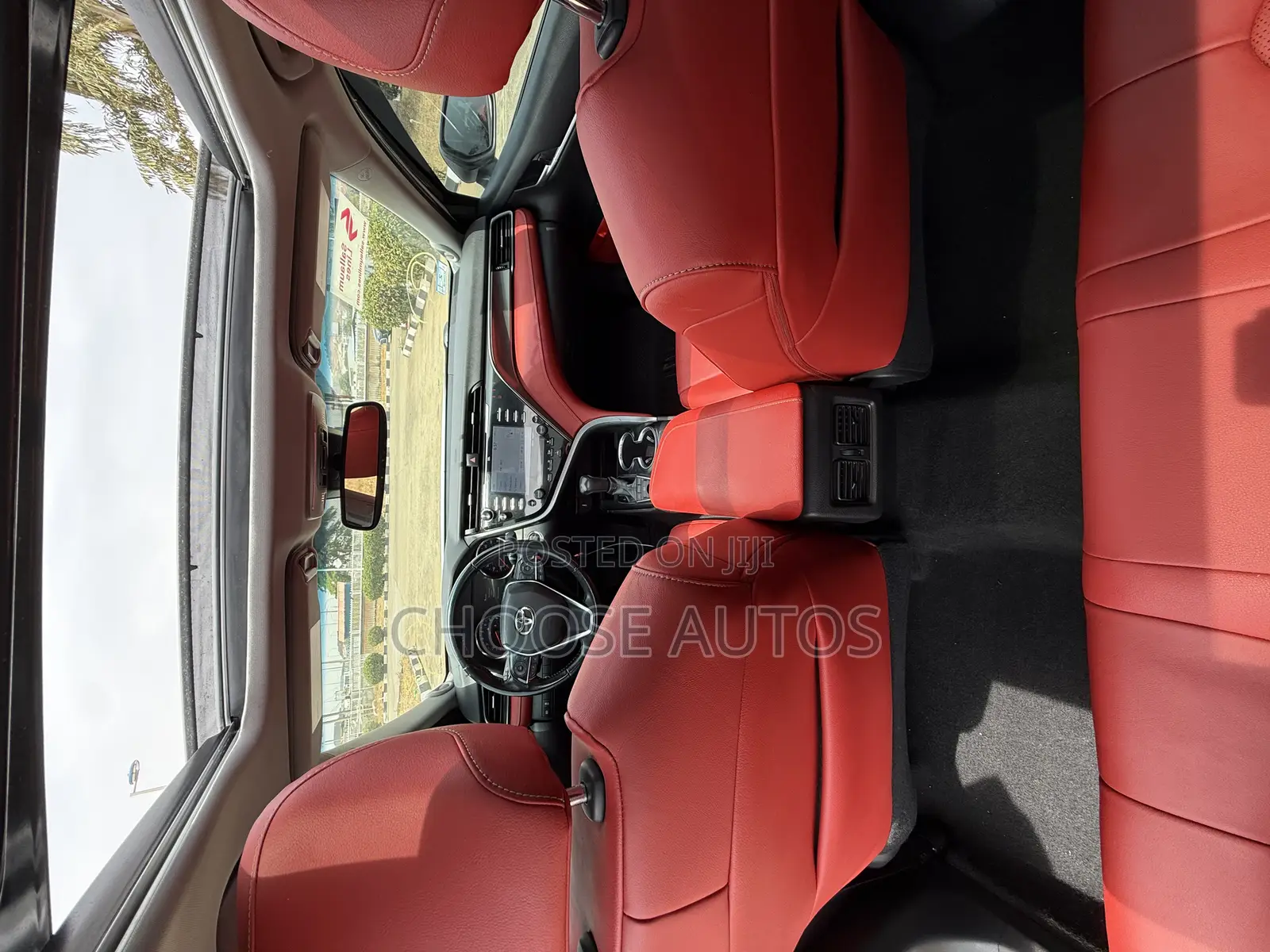 Toyota Camry XSE (2.5L 4cyl 8A) 2019 White