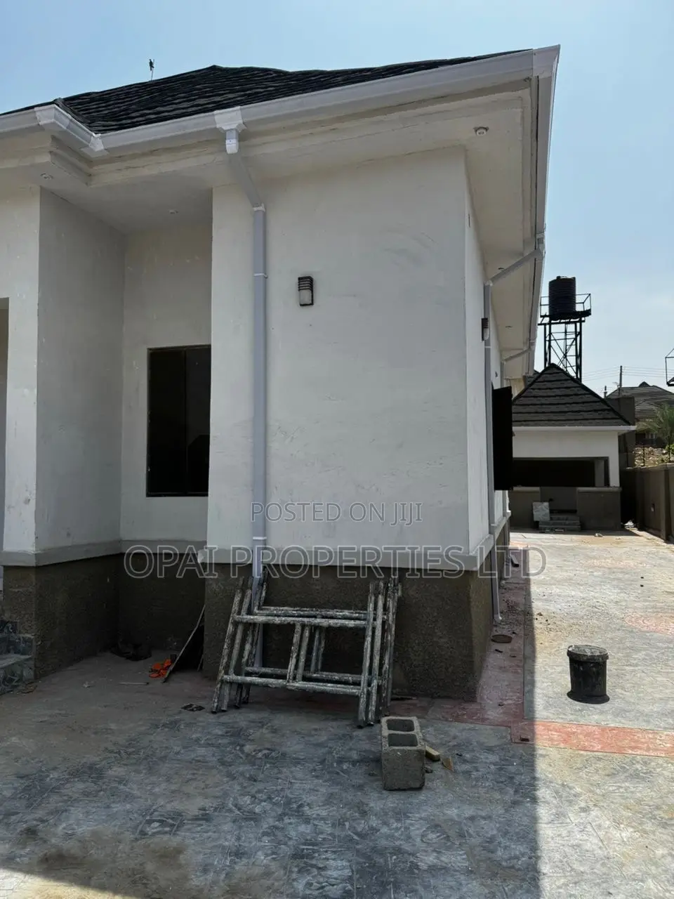 Furnished 5bdrm Bungalow in Efab Queens, Dape for sale