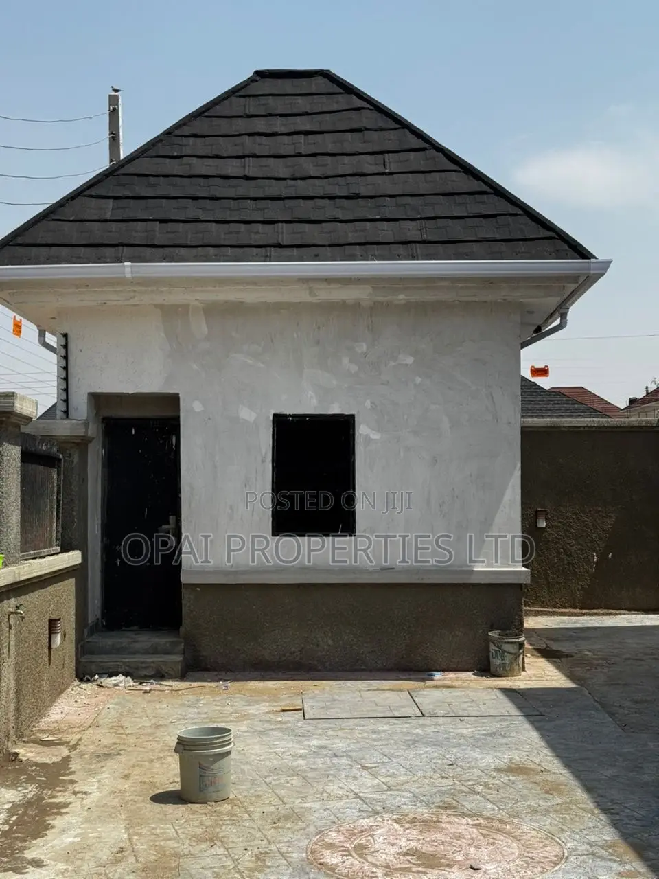 Furnished 5bdrm Bungalow in Efab Queens, Dape for sale