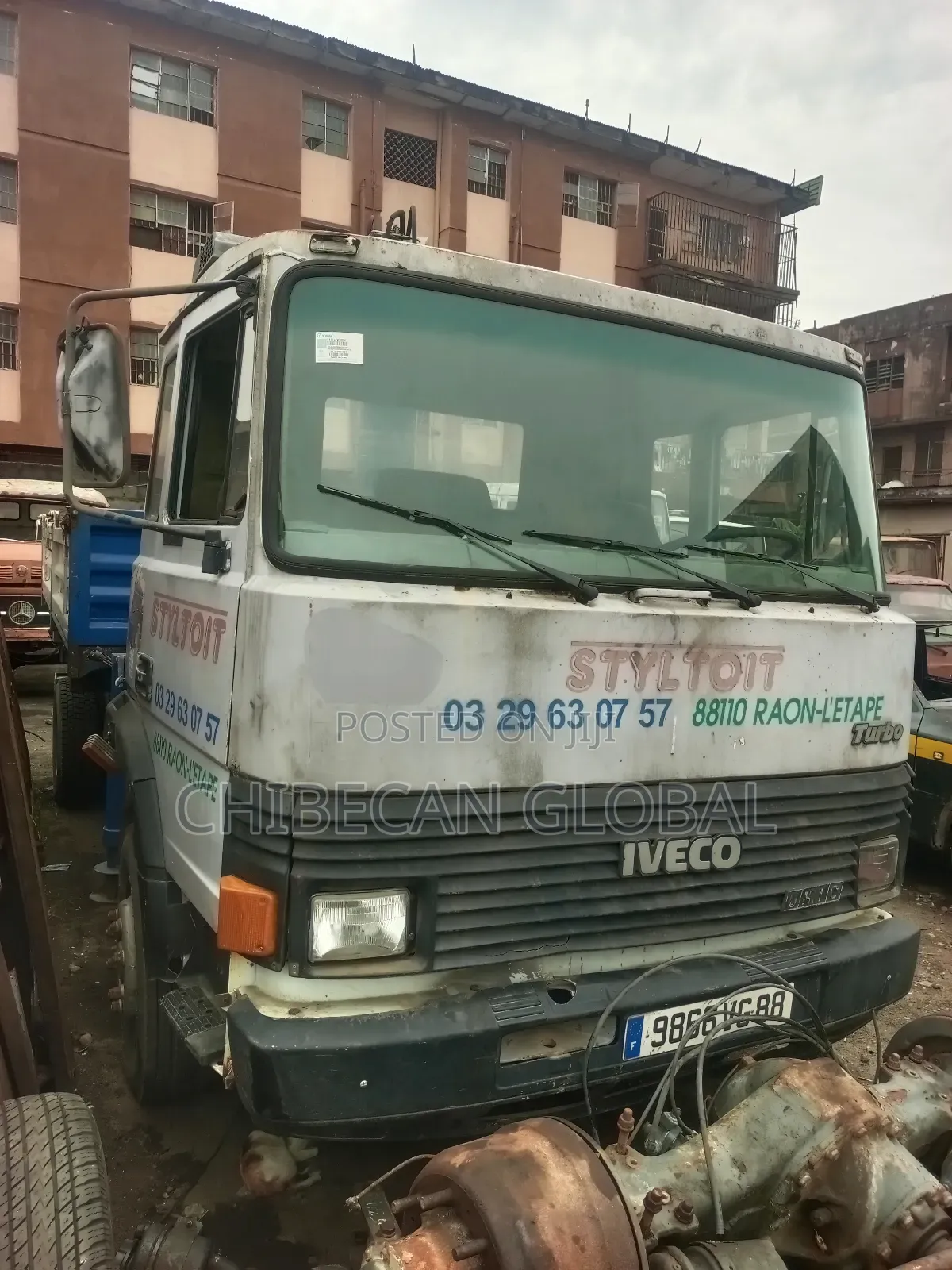 Iveco Tipper Truck 6 Tyres With Hiab Crane (Tokunbo)