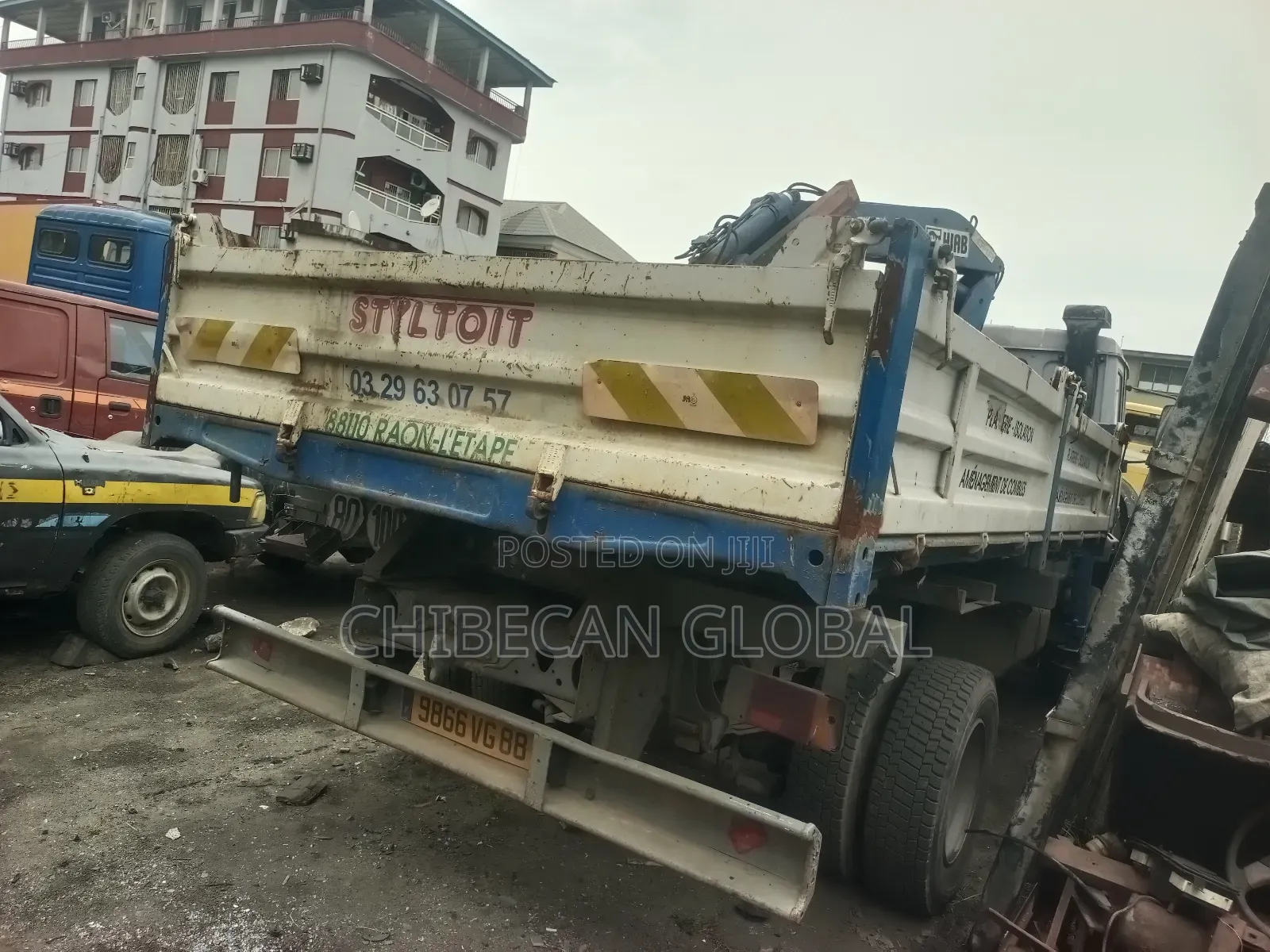 Iveco Tipper Truck 6 Tyres With Hiab Crane (Tokunbo)