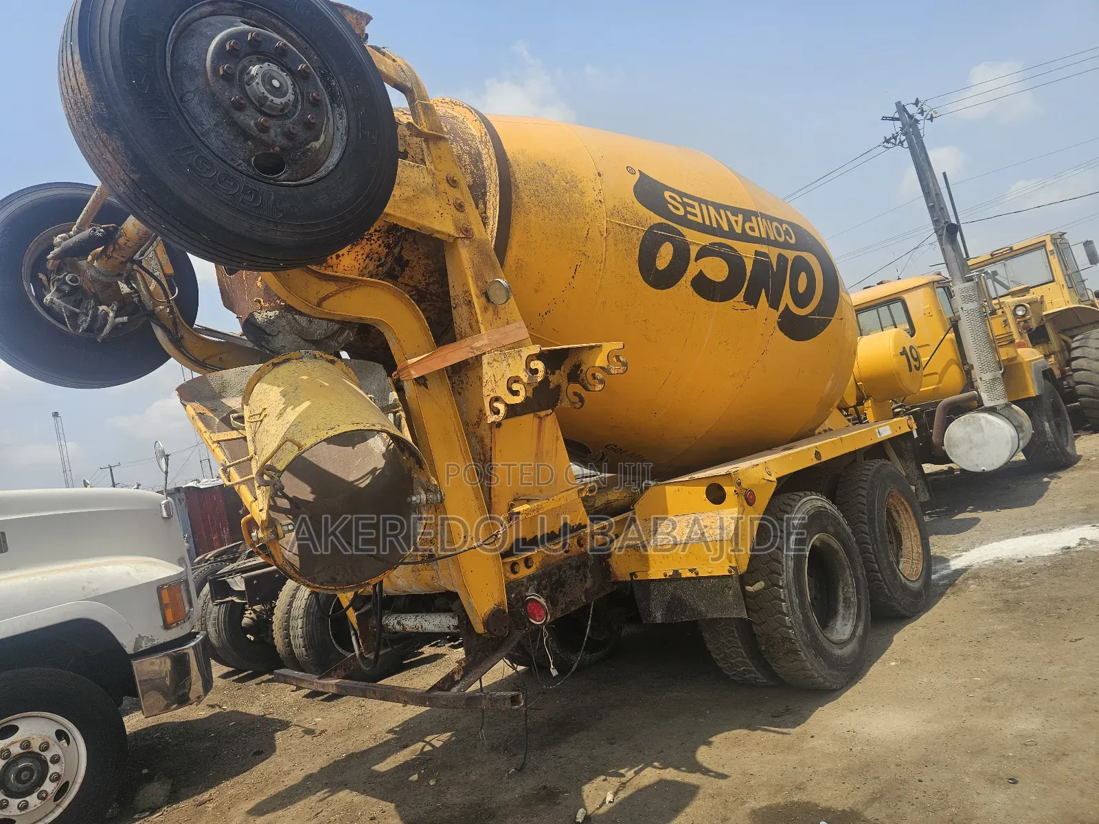 Mack Truck Concrete Mixer 2005 Yellow