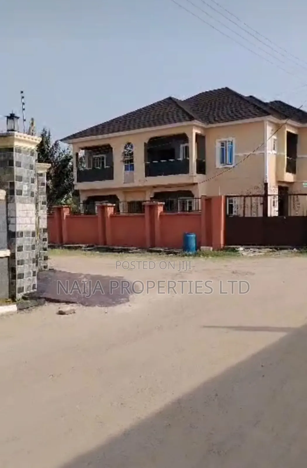3bdrm Block of Flats in Gbetu, Awoyaya for sale