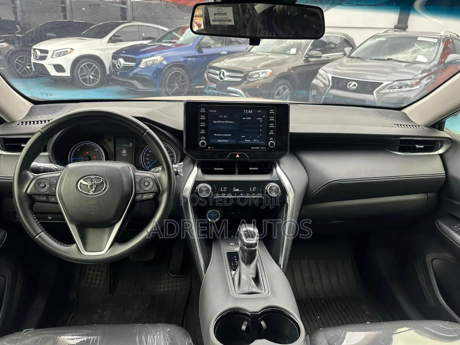 Toyota Venza XLE 2021 Gold