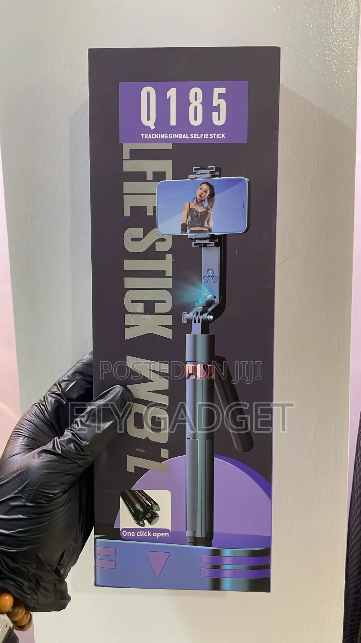 Q185 Tracking Selfie Stick and Gimbal