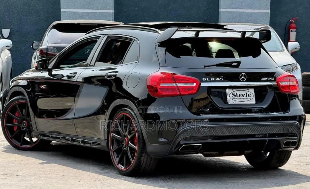 Mercedes-Benz GLA-Class 2018 Black