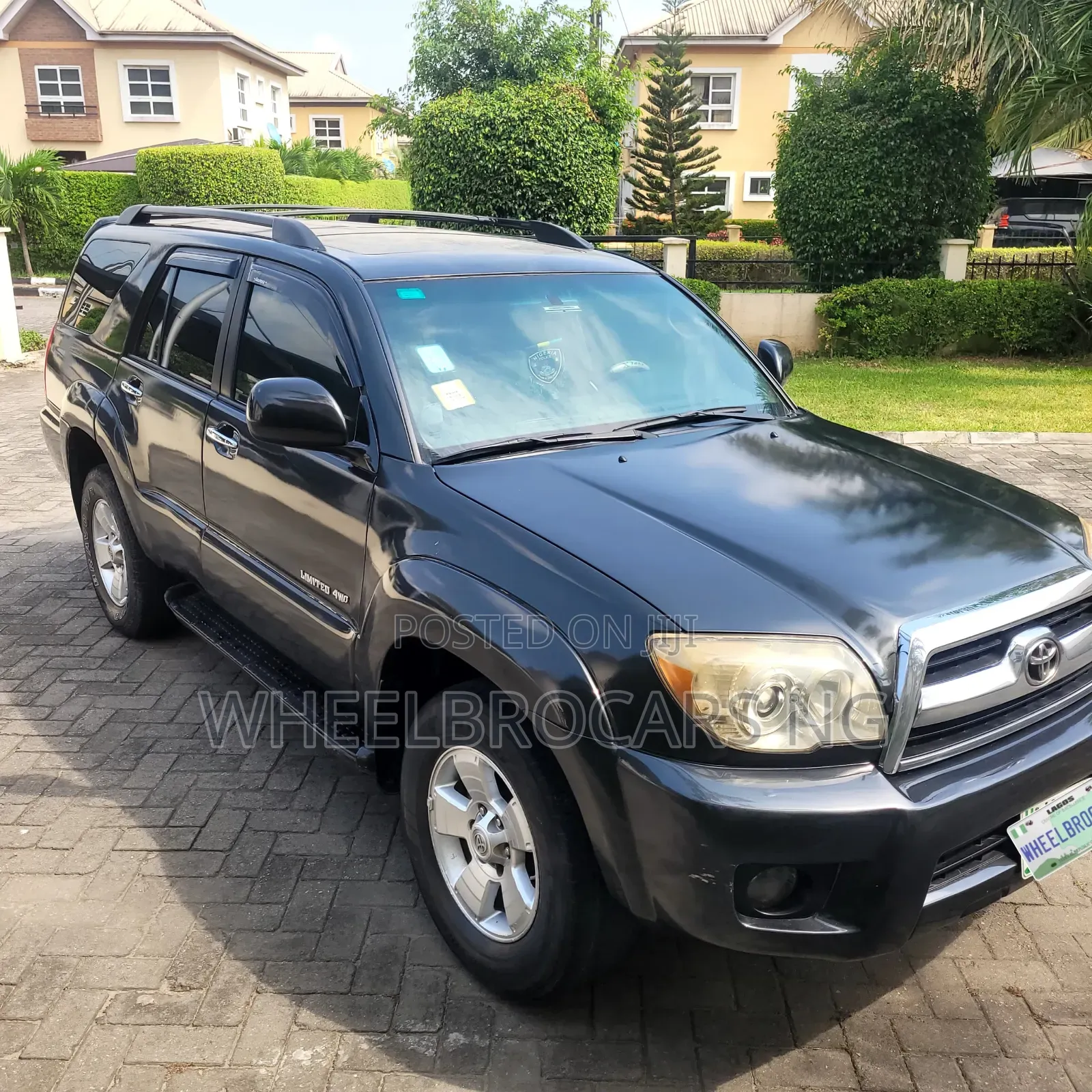 Toyota 4-Runner Limited V6 2009 Black