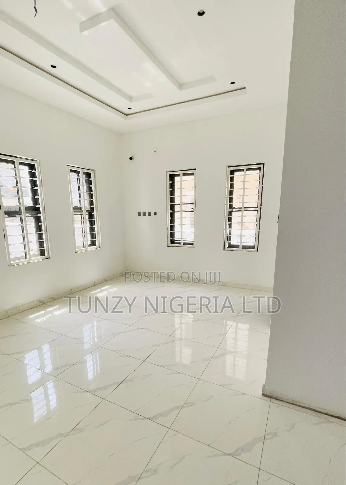 Furnished 7bdrm Mansion in Efab, Gwarinpa for sale
