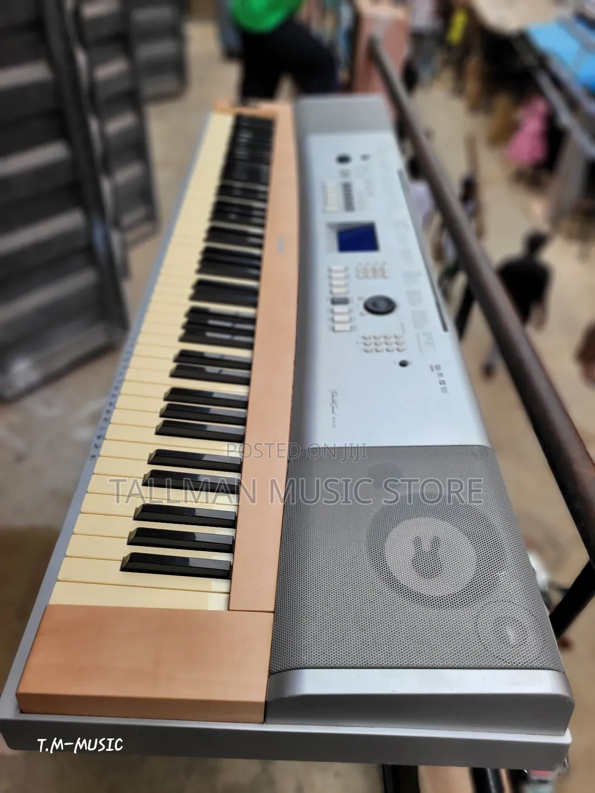 Yamaha DGX-620