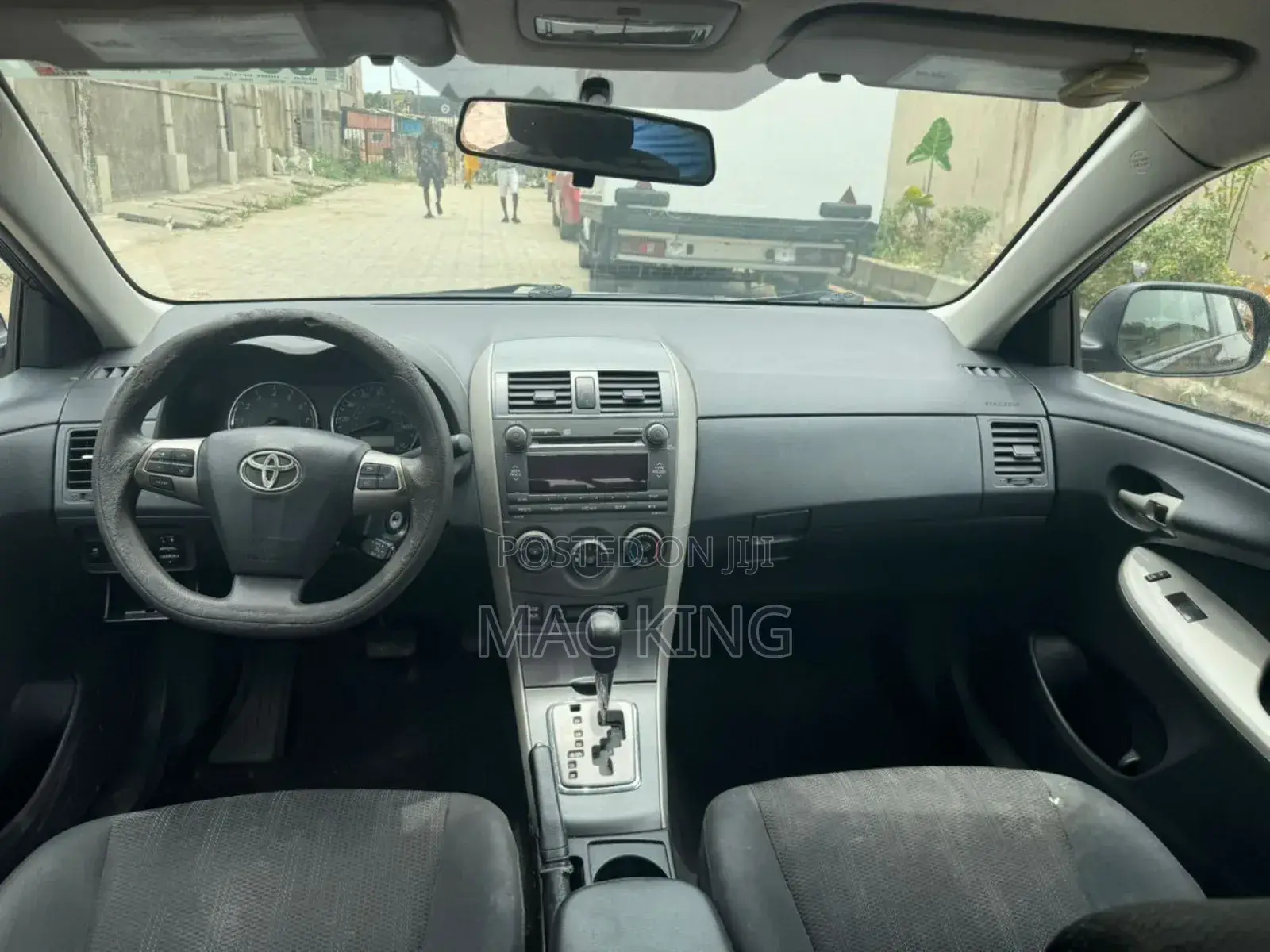 Toyota Corolla 2011 Gray