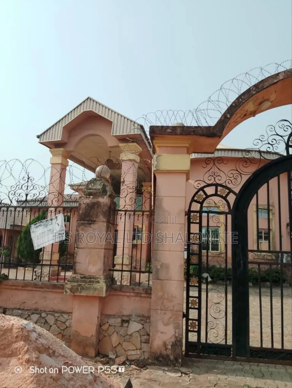 6bdrm Duplex in Benin City for sale